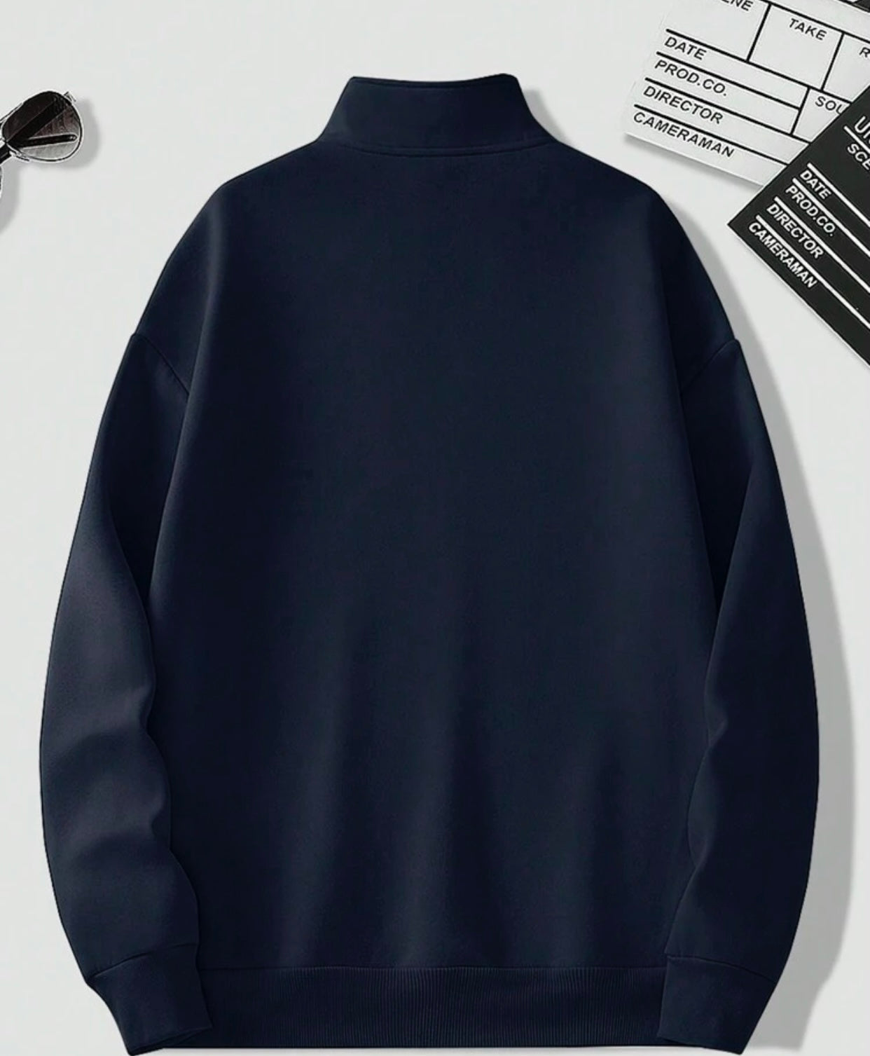 MARINEBLAUES SWEATSHIRT